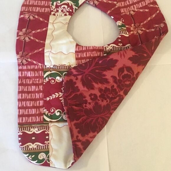 3/$25 or $12 ea.  NWT Handmade Quilted Reversible Baby Bib. - Picture 2 of 5